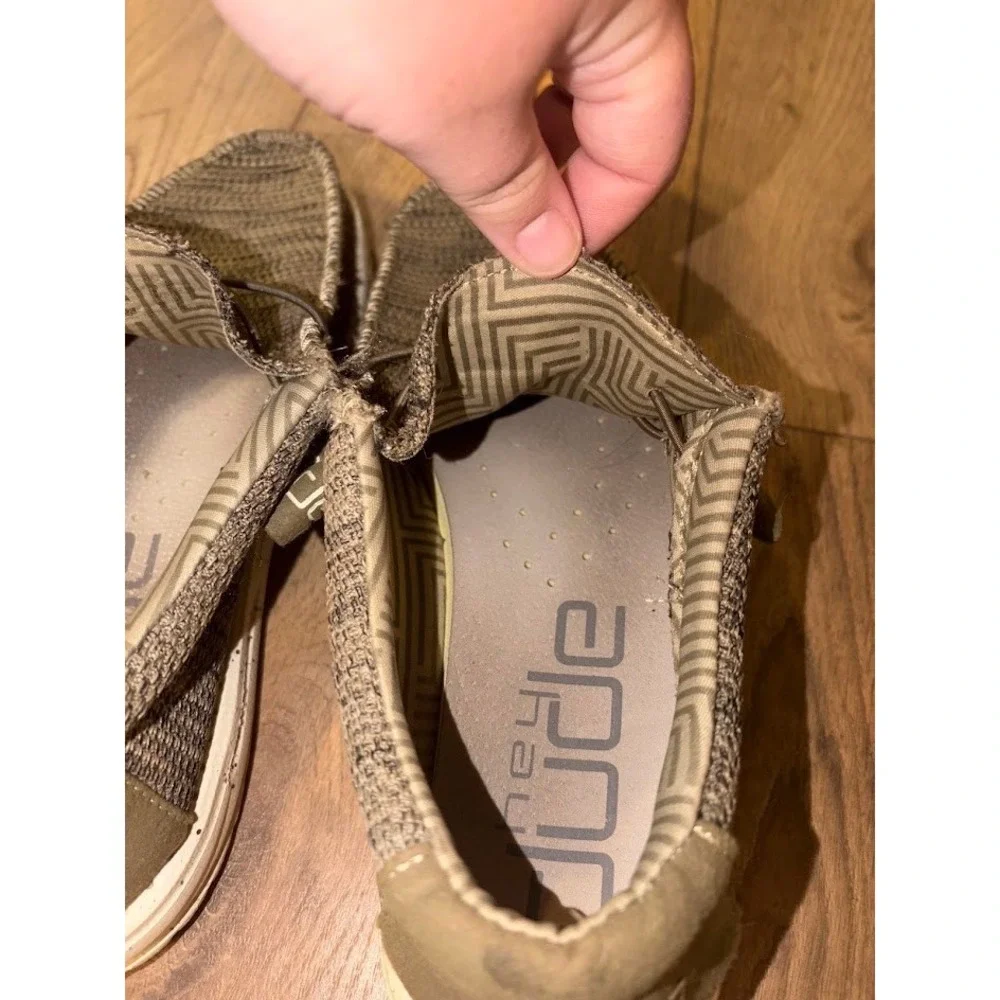 Hey Dude Wally Sox Men Size 9 Olive Green Khaki Knit Slip On Loafers